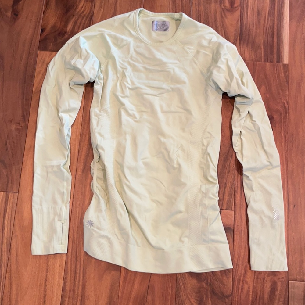 Athleta long sleeved top